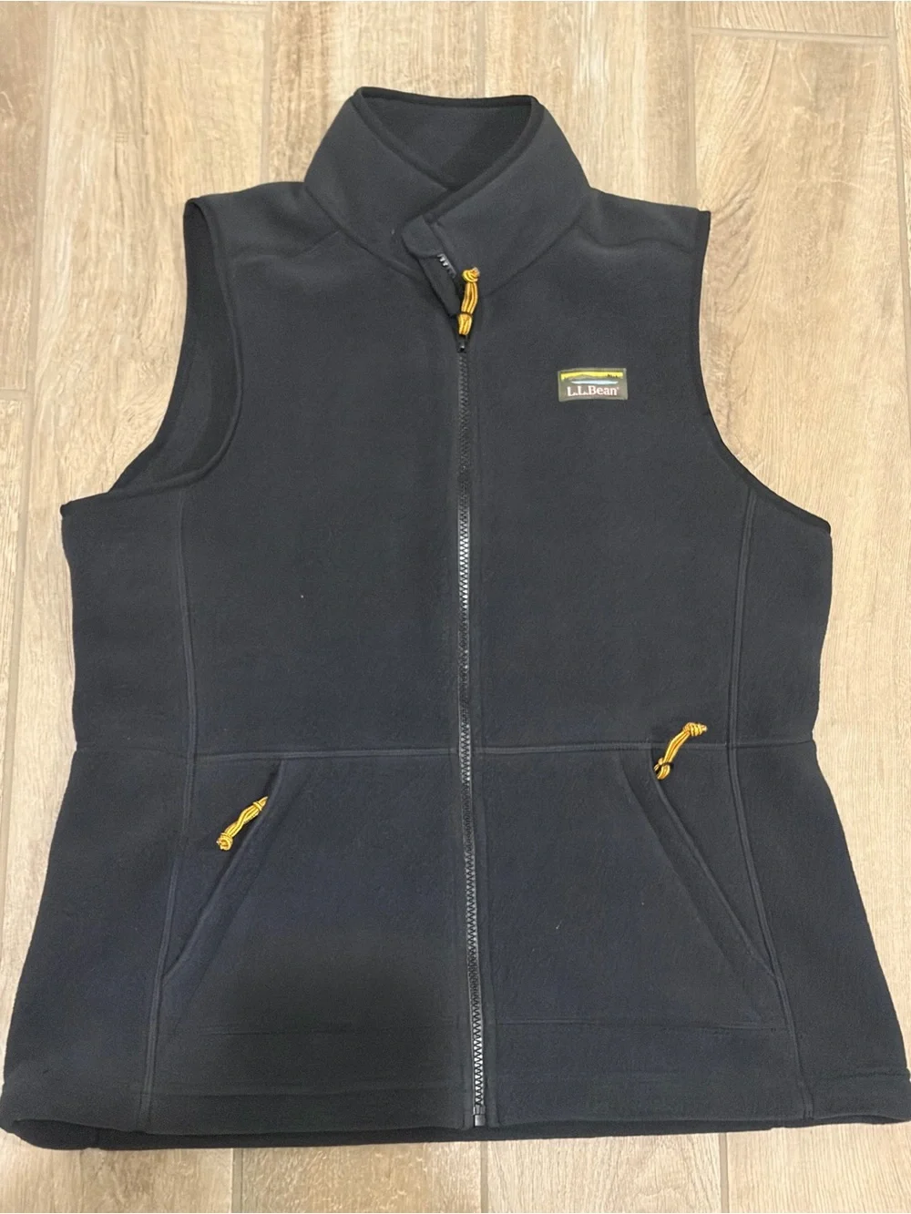 L.L.Bean Mountain Classic Fleece Vest in black womens Medium New